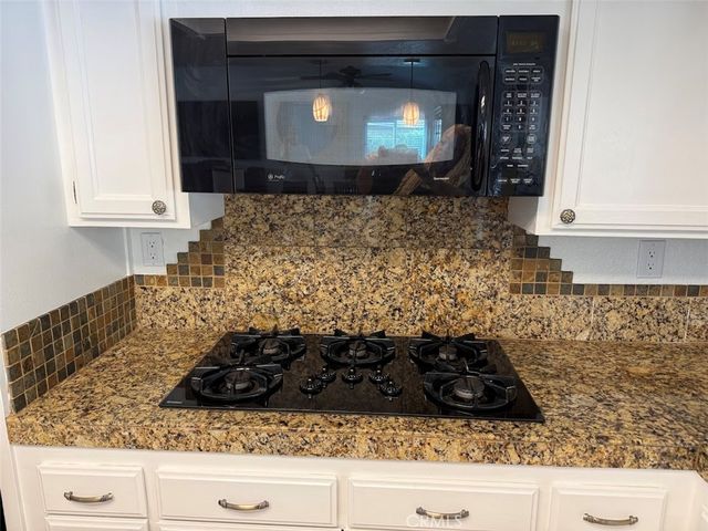 1703 W Avenue K12, Lancaster, CA 93534