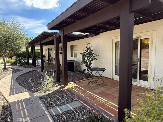 1703 W Avenue K12, Lancaster, CA 93534