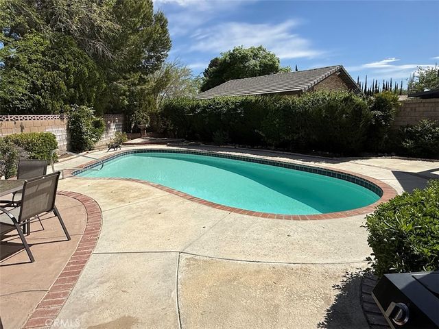 1703 W Avenue K12, Lancaster, CA 93534