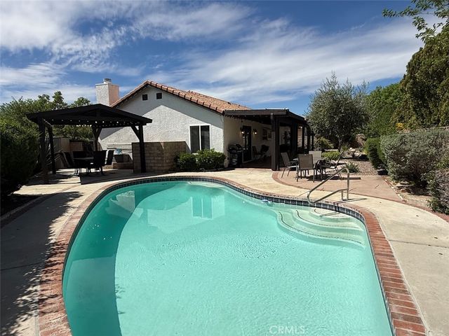 1703 W Avenue K12, Lancaster, CA 93534