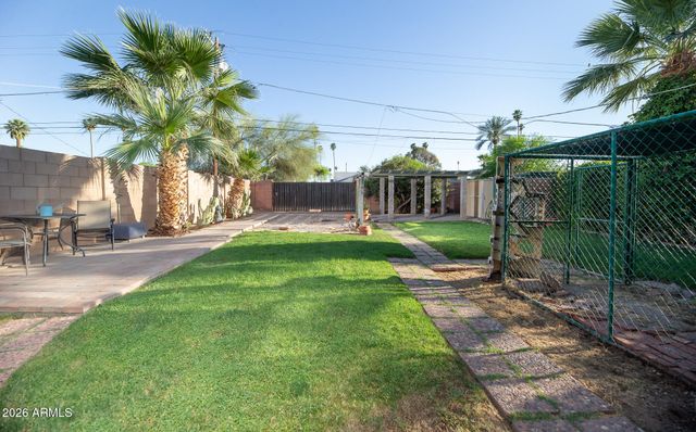 1225 E HUBBELL Street, Phoenix, AZ 85006