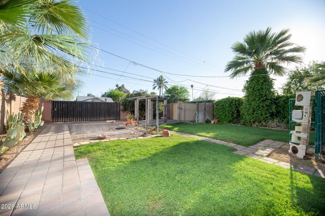 1225 E HUBBELL Street, Phoenix, AZ 85006
