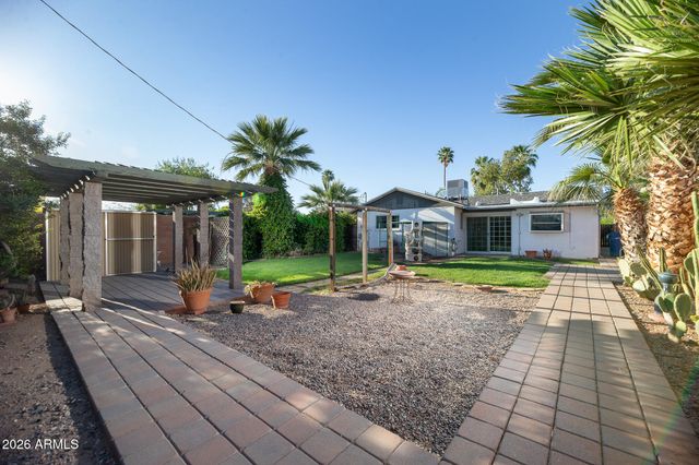 1225 E HUBBELL Street, Phoenix, AZ 85006