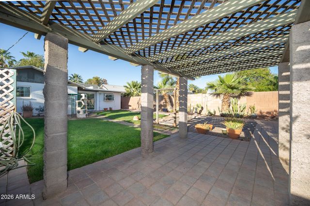 1225 E HUBBELL Street, Phoenix, AZ 85006