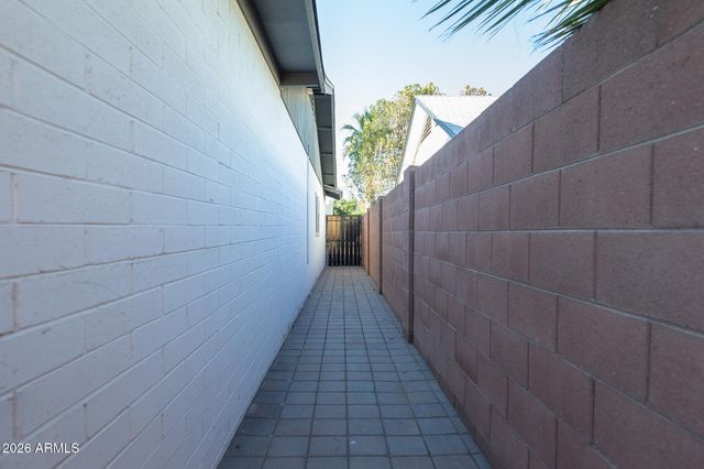 1225 E HUBBELL Street, Phoenix, AZ 85006