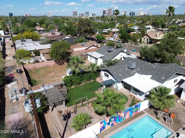 1225 E HUBBELL Street, Phoenix, AZ 85006