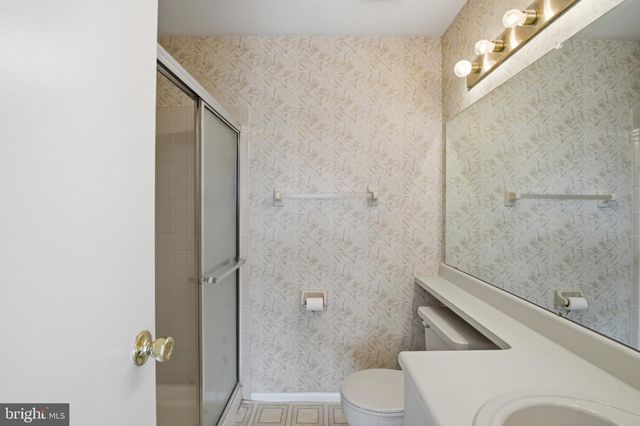 320 SURREY CT, Sewell, NJ 08080