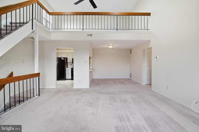 320 SURREY CT, Sewell, NJ 08080