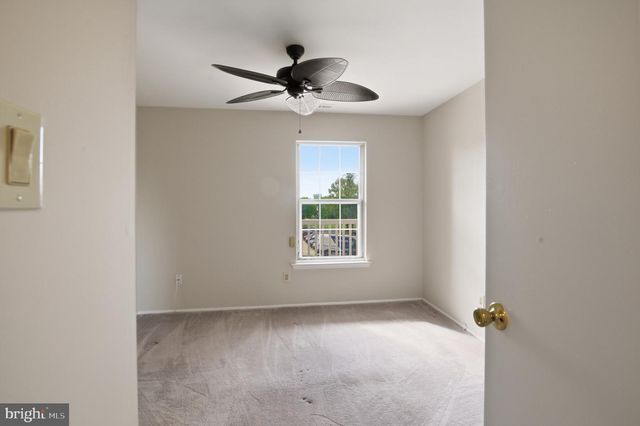320 SURREY CT, Sewell, NJ 08080