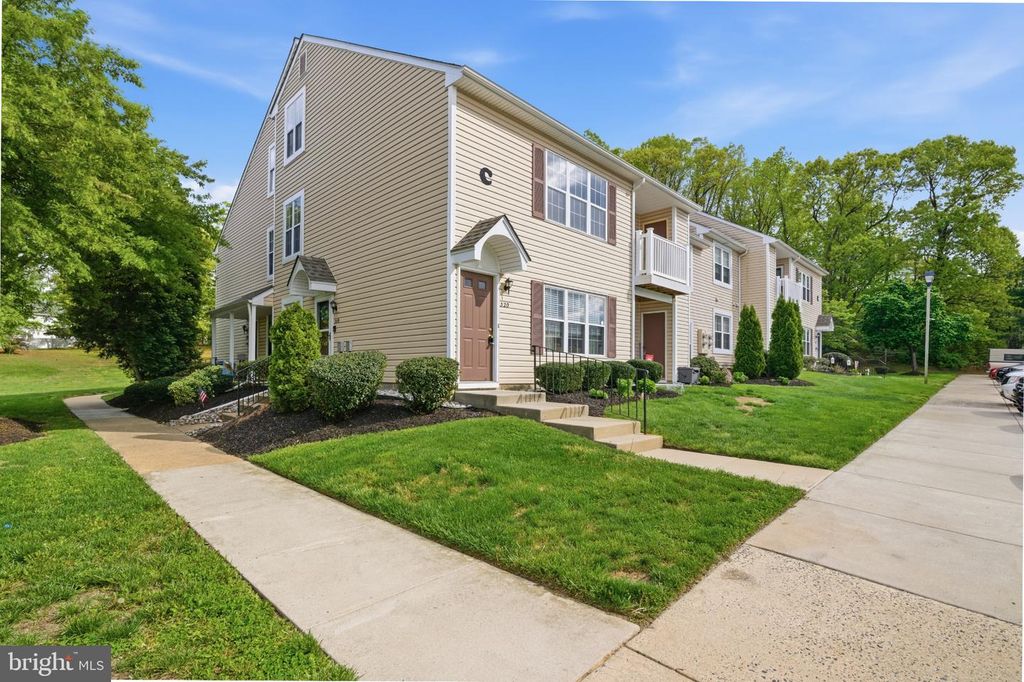 320 SURREY CT, Sewell, NJ 08080