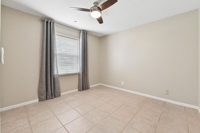 1163 Peninsula Way, Greenacres, FL 33413