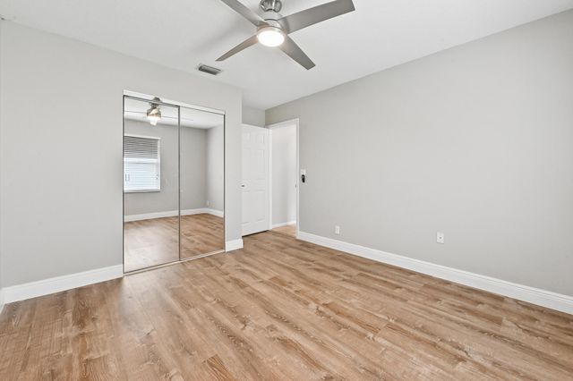 1163 Peninsula Way, Greenacres, FL 33413