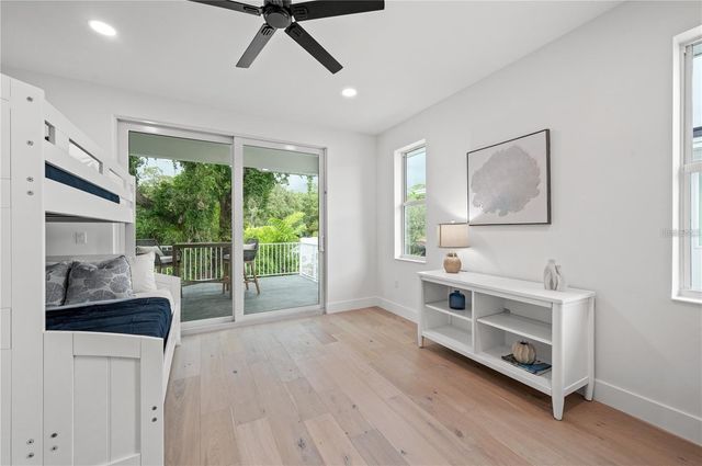 1647 SIESTA DRIVE, Sarasota, FL 34239