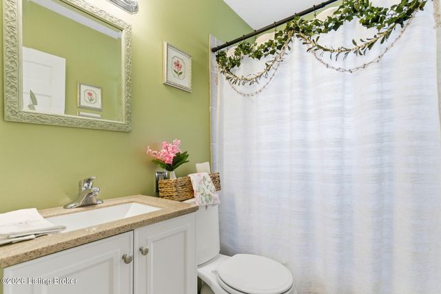 4824 Fielding Way, Louisville, KY 40216