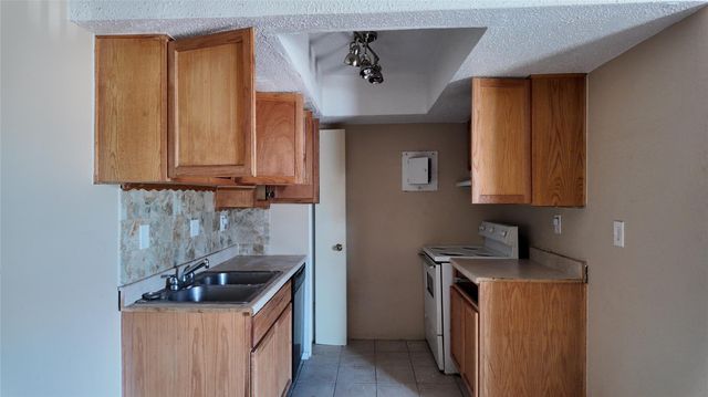 2600 Penny LN 210, Austin, TX 78757