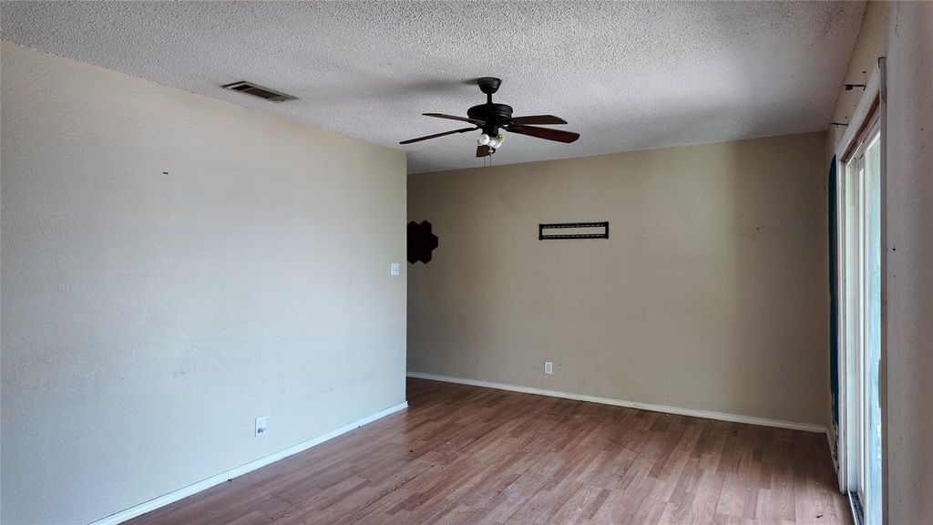 2600 Penny LN 210, Austin, TX 78757