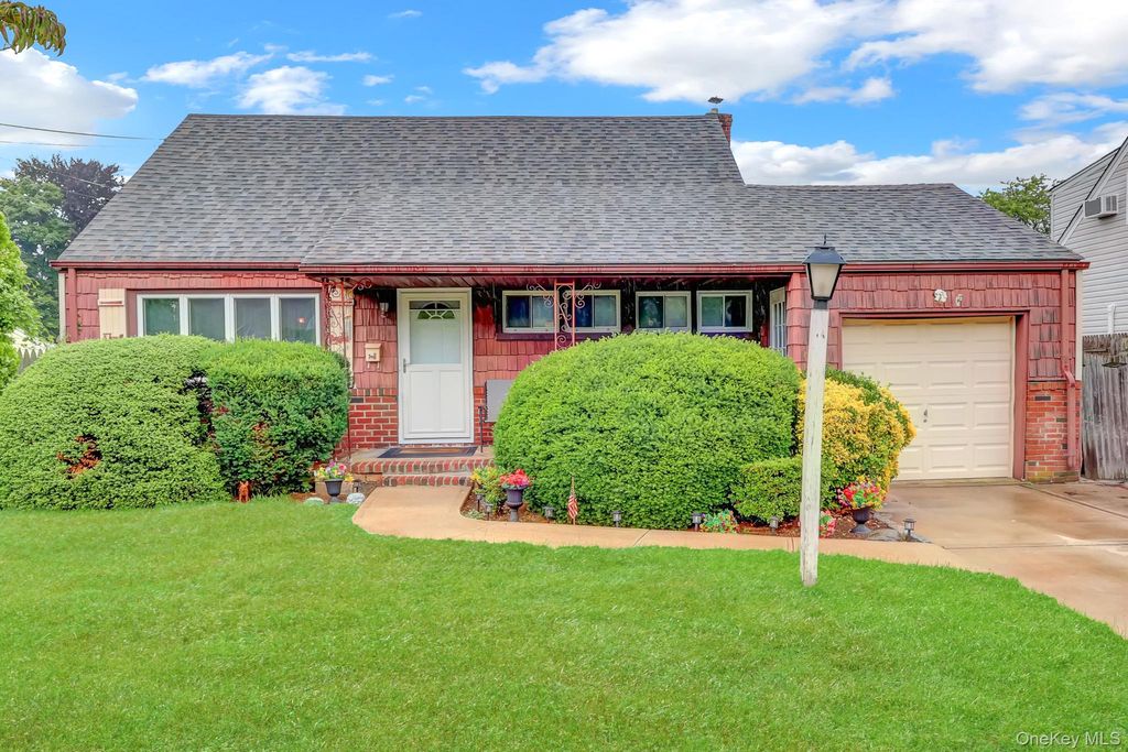 69 Greenwood Drive, North Babylon, NY 11703