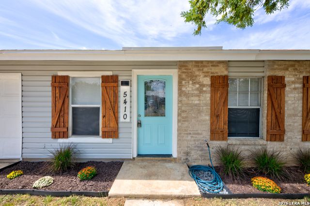 5410 RED SKY ST, San Antonio, TX 78242