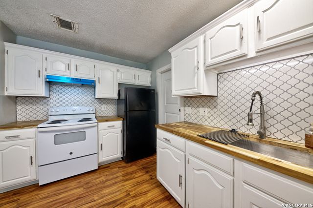 5410 RED SKY ST, San Antonio, TX 78242