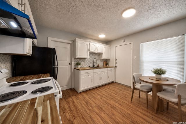 5410 RED SKY ST, San Antonio, TX 78242