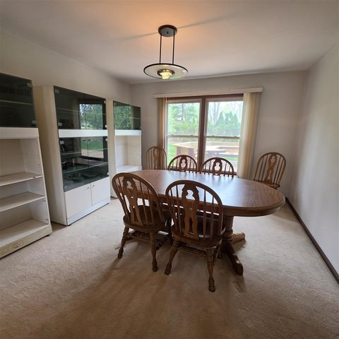 30129 Deer Run, Farmington, MI 48331