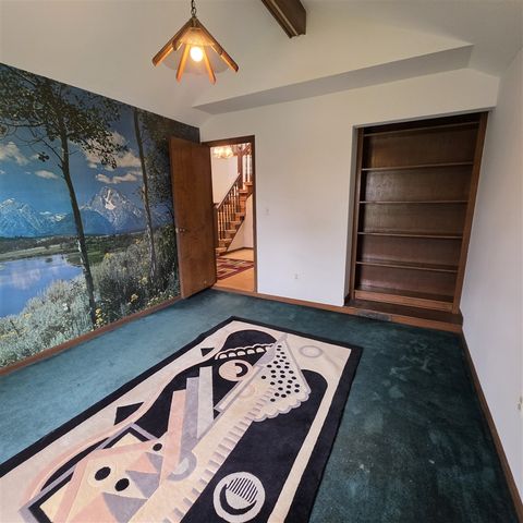 30129 Deer Run, Farmington, MI 48331