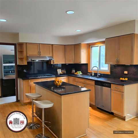 30129 Deer Run, Farmington, MI 48331