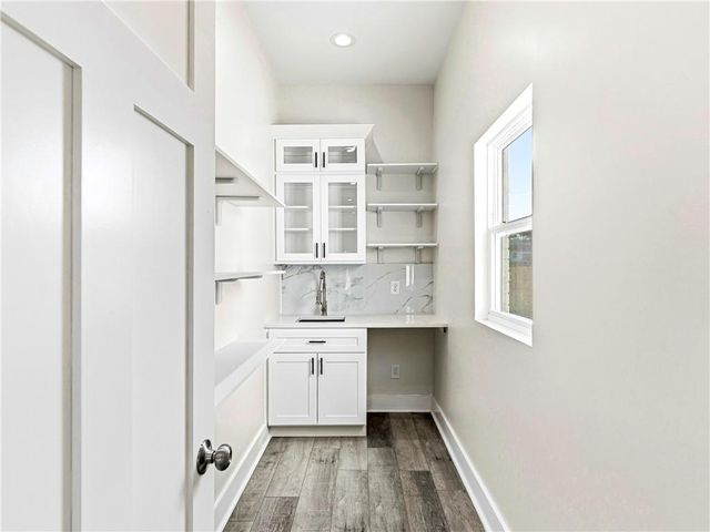 518 Hoke O'Kelly Mill Road SW, Loganville, GA 30052