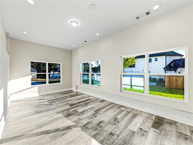 518 Hoke O'Kelly Mill Road SW, Loganville, GA 30052