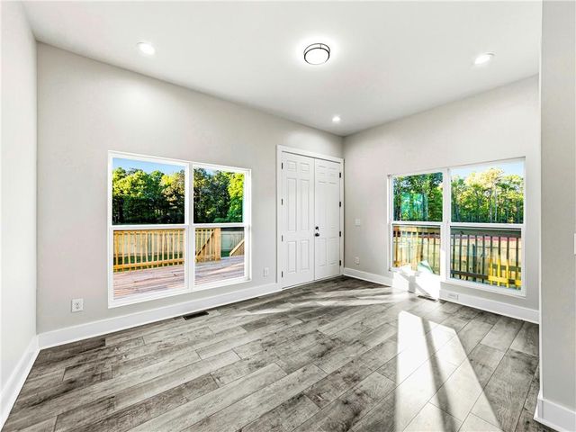 518 Hoke O'Kelly Mill Road SW, Loganville, GA 30052