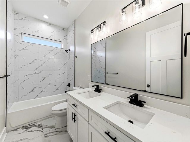 518 Hoke O'Kelly Mill Road SW, Loganville, GA 30052