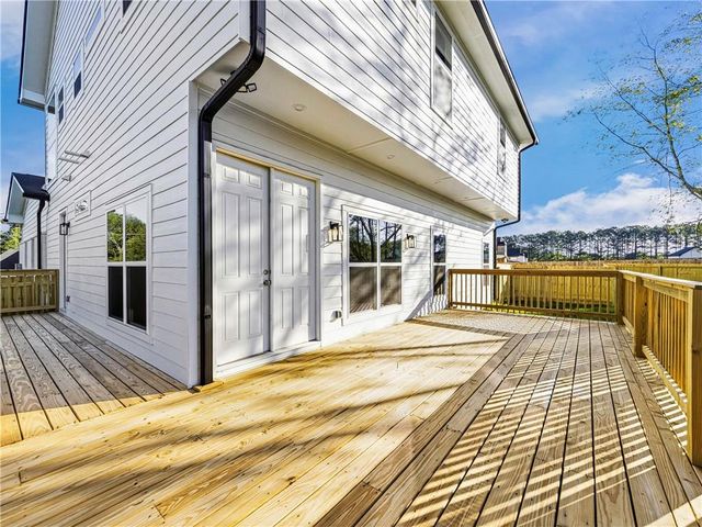 518 Hoke O'Kelly Mill Road SW, Loganville, GA 30052