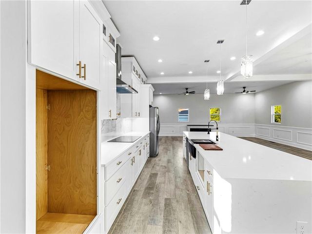 518 Hoke O'Kelly Mill Road SW, Loganville, GA 30052