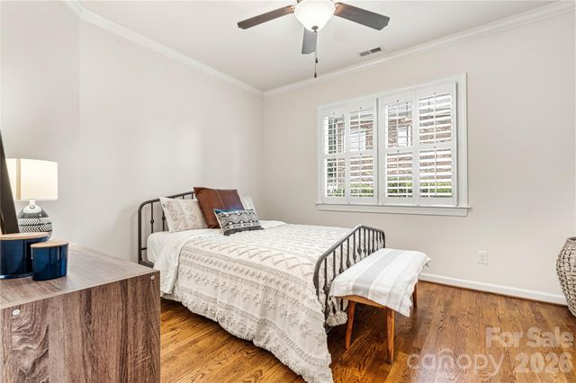 5028 Foxbriar Trail, Charlotte, NC 28269