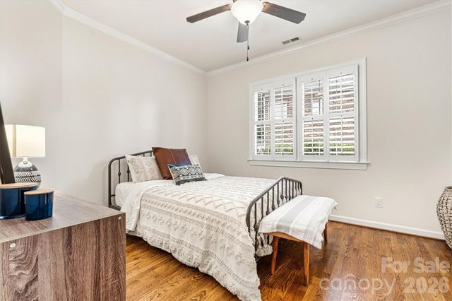 5028 Foxbriar Trail, Charlotte, NC 28269