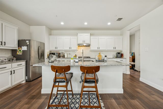 6832 Henry Drive, North Richland Hills, TX 76180