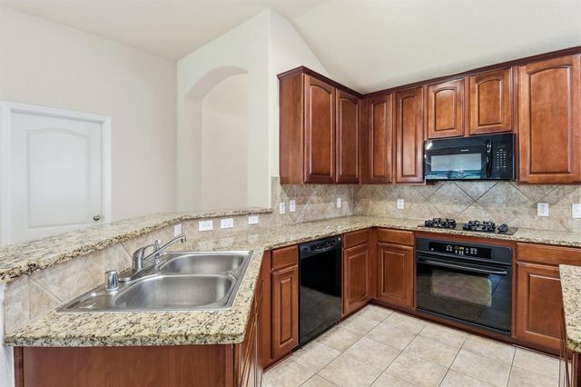 21411 Venture Park Drive, Richmond, TX 77406