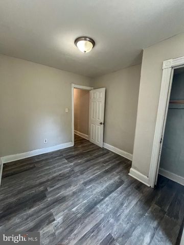 18 WILEY AVE, Trenton, NJ 08638
