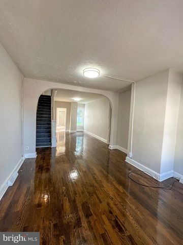 18 WILEY AVE, Trenton, NJ 08638