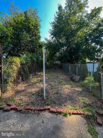 18 WILEY AVE, Trenton, NJ 08638