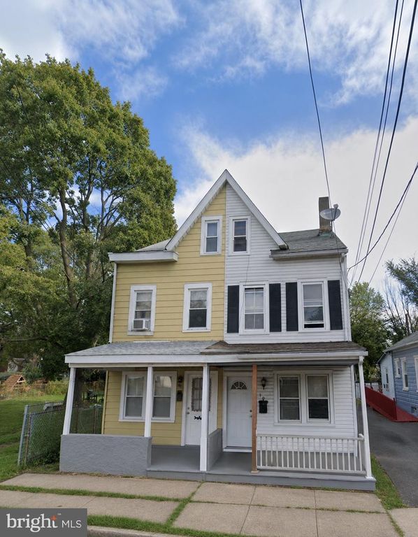 18 WILEY AVE, Trenton, NJ 08638
