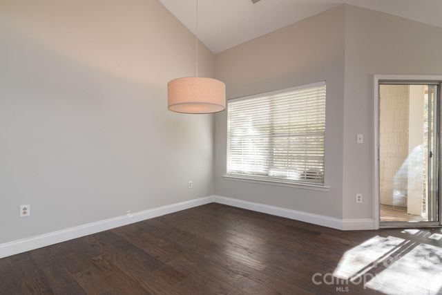 5001 Sharon Road C, Charlotte, NC 28210