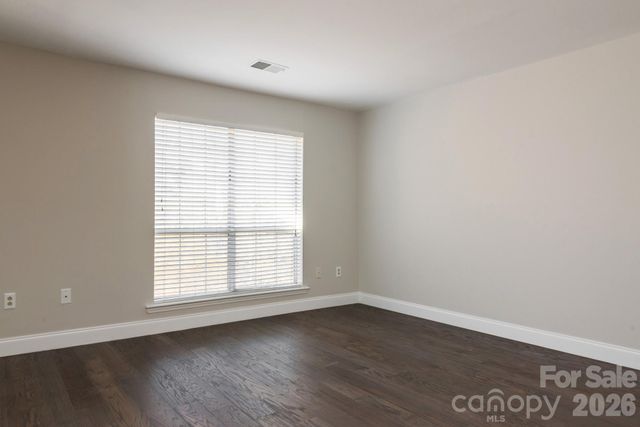 5001 Sharon Road C, Charlotte, NC 28210