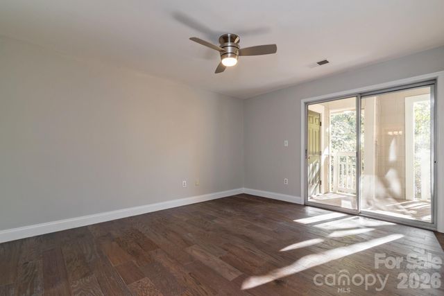 5001 Sharon Road C, Charlotte, NC 28210