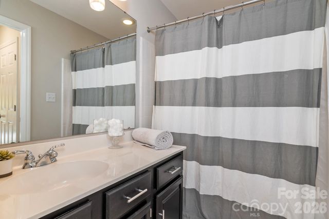 5001 Sharon Road C, Charlotte, NC 28210