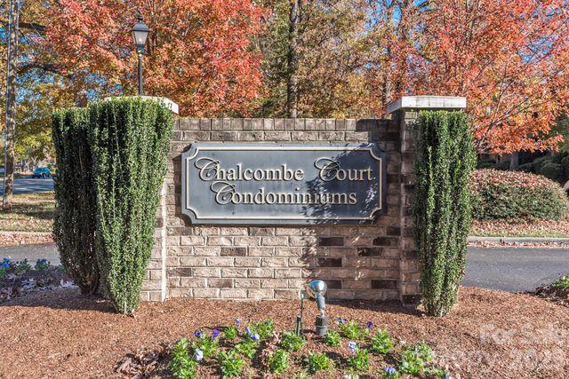 5001 Sharon Road C, Charlotte, NC 28210
