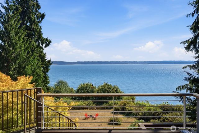 610 Tala Shore Drive, Port Ludlow, WA 98365
