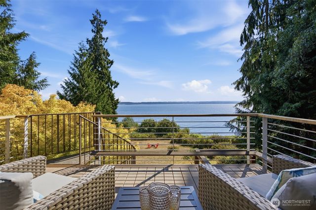 610 Tala Shore Drive, Port Ludlow, WA 98365