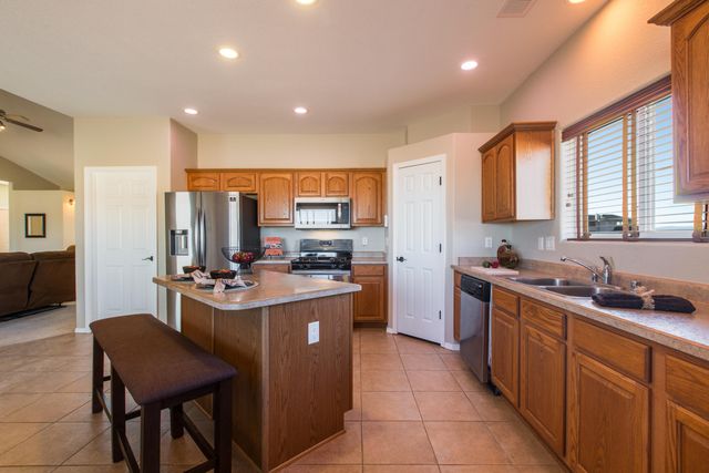 57 High Meadow Loop, Edgewood, NM 87015