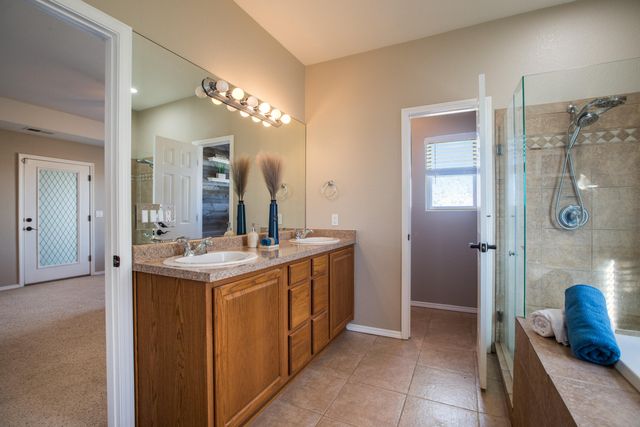 57 High Meadow Loop, Edgewood, NM 87015